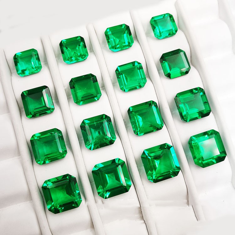 MakerVid™ Premium Octagonal Lab-Grown Emerald - Timeless Wedding Gemstone