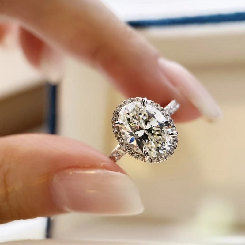 MakerVid™ 1ct Oval Moissanite Halo Wedding Ring | 925 Sterling Silver