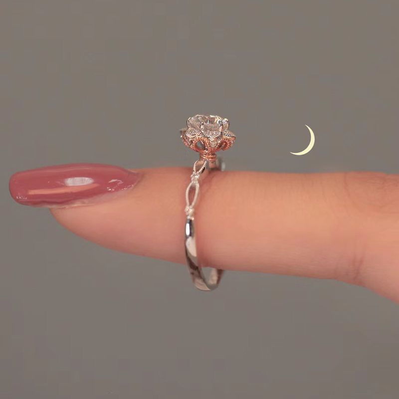 MakerVid™ 1ct Oval Moissanite Halo Wedding Ring | 925 Sterling Silver