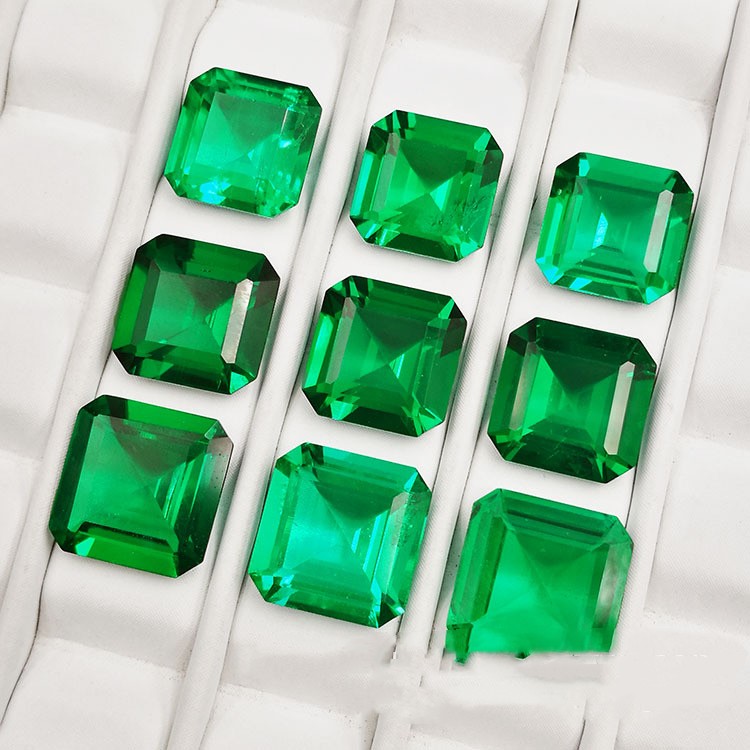 MakerVid™ Premium Octagonal Lab-Grown Emerald - Timeless Wedding Gemstone
